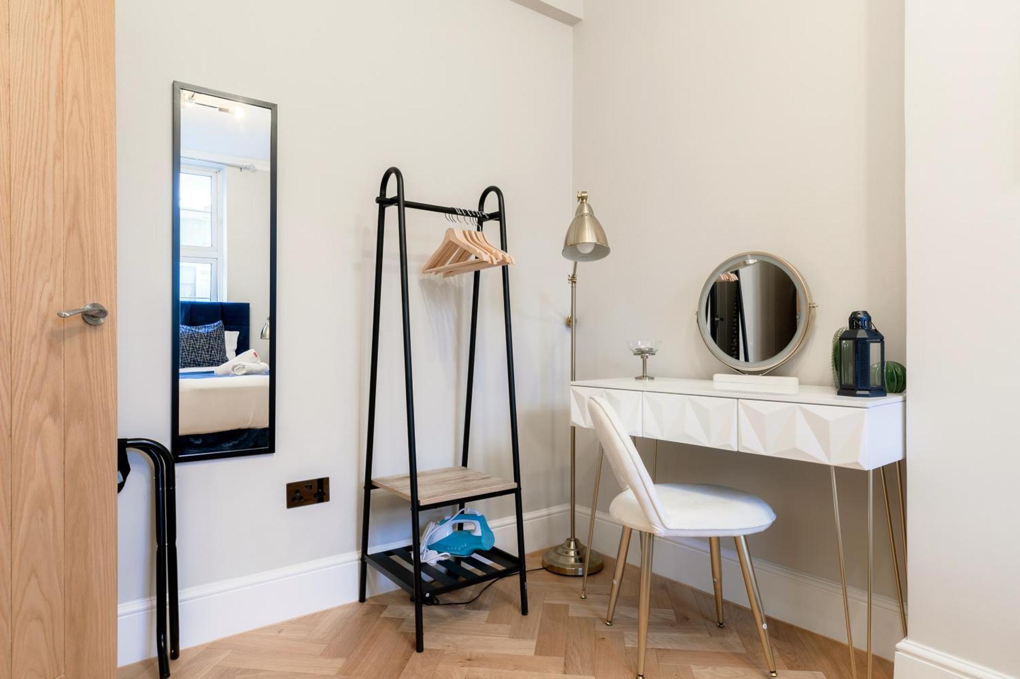 Bright Apartments Near Marble Arch And Hyde Park لندن الغرفة الصورة