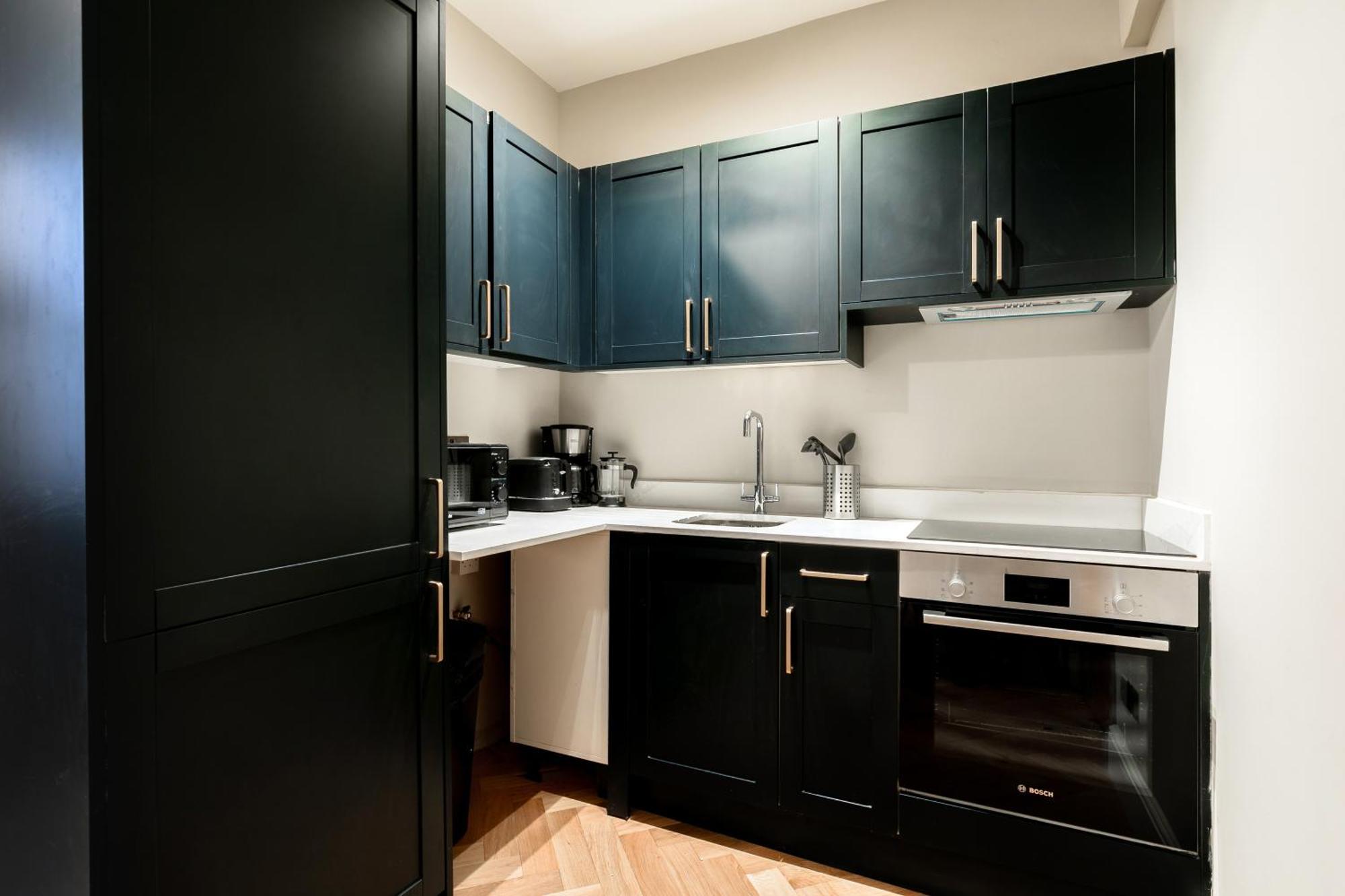 Bright Apartments Near Marble Arch And Hyde Park لندن الغرفة الصورة