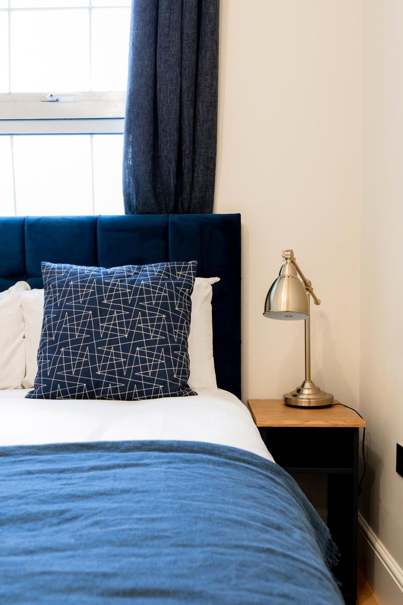 Bright Apartments Near Marble Arch And Hyde Park لندن الغرفة الصورة